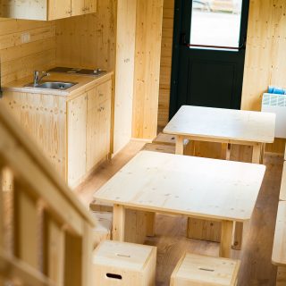 Eingangsbereich mit Küche und WC